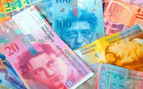 VESTEA pe care o aşteptau mulţi români: Ce se va întâmpla cu creditele în franci elveţieni