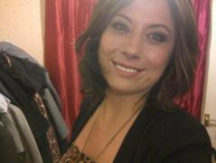 Un AN DE LA COLECTIV. Povestea SFÂŞIETOARE a tinerei cu ochi mari care a MURIT în tragedia de la Colectiv. A ars de VIE în clubul GROAZEI chiar în ziua în care a împlinit 37 de ani