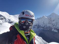 Imagini care te vor lăsa fără respiraţie din cea mai recentă expediţie a alpinistului Constantin Lăcătușu. A urcat la 6189 m înălţime
