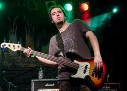 UN AN DE LA COLECTIV. Povestea DRAMATICĂ a unui supravieţuitor: "Buretele curgea pe noi. Temperatura era infernală. M-am gândit că voi muri, m-am gândit la familia mea. E momentul de groază pe care câteodată mi-l amintesc"