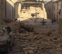 Cutremur în Italia. Praf, moloz, clădiri prăbuşite, oameni panicaţi. Noile imagini arată cât de GRAV a fost seismul (FOTO + VIDEO)