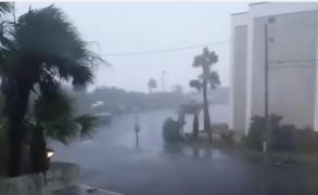 HAOS provocat de uraganul Matthew: Pene de curent masive în sud-estul SUA afectează 1,8 milioane de locuinţe (VIDEO)