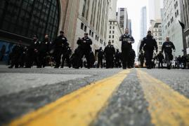 Bărbat împușcat la o demonstraţie anti-Trump, în America. Autorităţile sunt în ALERTĂ: "Toată lumea trebuie să părăsească imediat zona”