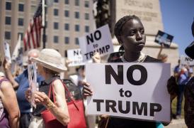 Proteste anti-Trump, pentru a cincea zi consecutiv. 71 de persoane au fost arestate (FOTO)