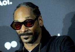 Vă amintiţi de check-in-ul lui Snoop Dogg în Bogata, Mureş? Rapperul ar putea să se ţină de promisiune şi să concerteze în România