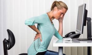 STUDIU: Peste 52,7% dintre femei suferă de afecţiuni provocate de munca la birou