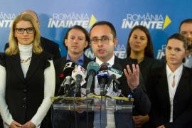 Val de demisii în PNL. Bolojan, Buşoi, Săftoiu, dar şi alţi lideri importanţi şi-au depus mandatele - surse