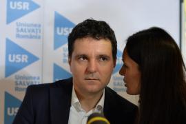 RĂZBOI TOTAL ÎN USR: Nicuşor Dan răspunde soţului lui Clotilde Armand, care acuză că franţuzoaica a fost marginalizată în partid: "Sunt mâhnit şi uluit!"