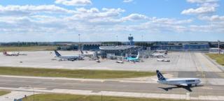 Ministerul Transporturilor propune listarea la bursă a Companiei Naţionale Aeroporturi Bucureşti