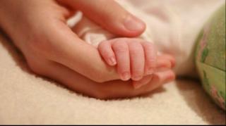 Fetiţa de un an din Craiova care a murit din cauza rujeolei nu era în evidenţele unui medic de familie şi nici nu fusese vaccinată