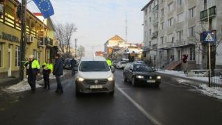 Femeie în stare gravă, după ce a fost lovită în plin, pe trecere, de un șofer neatent. "Pur și simplu nu am văzut-o"