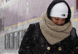 Prognoza meteo pe trei zile. Ninsoare, ceaţă, vânt puternic