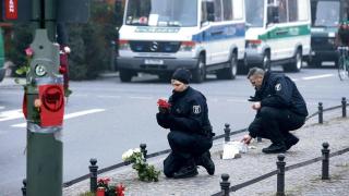 Statul Islamic revendică atentatul din Berlin. Teroristul e, în continuare, LIBER