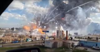 EXPLOZII PUTERNICE într-o piaţă de artificii din Mexic: 29 de oameni au murit, 72 au fost răniţi. Bilanţul este provizoriu (VIDEO)