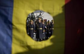 Doi generali au pe mână 5 milioane de euro să urnească dosarele ,,Revoluției”