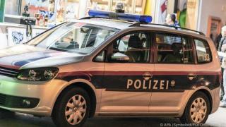 Alertă la Viena: doi suspecţi de terorism arestaţi. Aveau asupra lor cuţite.