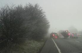 GALERIE FOTO O femeie a murit într-un accident în lanţ, cu 21 de autovehicule, în Anglia