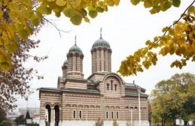 Procurorii au descins la Mitropolia Olteniei. Sunt verificate cheltuieli făcute de reprezentanţii instituţiei