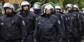 Germania: 15 polițiști au fost răniți în urma unor manifestații la Jena, în estul țării