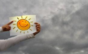 Vreme schimbătoare, cu temperaturi de până la 21 de grade, în următoarele două săptămâni. De Paște va ploua în majoritatea regiunilor