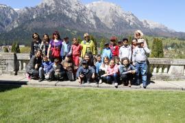 Prin campania „Schimbă o viață“, 20 de copii de la Școala Generală din Lehliu Sat, județul Călărași, au mers în prima tabără din viața lor – Tabăra Copilăriei