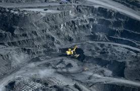 Cel puţin patru persoane au fost rănite într-un incendiu izbucnit la o mină din Rusia