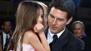 Tom Cruise, acuzat că îşi neglijează fetiţa! Secta scientologică este la mijloc?