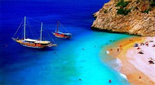 Tragedia de la Istanbul influenţează planurile de vacanţă ale românilor