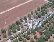 Italia: COLIZIUNE DEVASTATOARE între două trenuri. Bilanţul victimelor, în continuă creştere