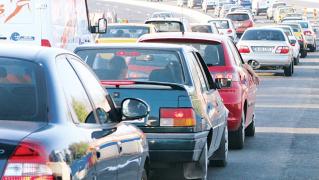 Trafic îngreunat pe DN1, pe sensul către munte. S-au format coloane de maşini pe mai mulţi kilometri