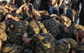 Turcia ŞOCHEAZĂ! A creat un cimitir unde vor fi îngropaţi puciştii. “Cei care şi-au trădat ţară nu vor avea linişte nici în mormânt”; “Trecătorii îi vor blestema”