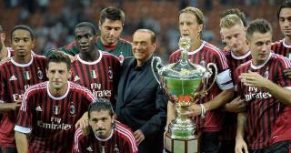 ANUNŢUL BOMBĂ făcut de Silvio Berlusconi: “Voi vinde clubul AC Milan celui care va investi 400 de milioane de euro în următorii doi ani”