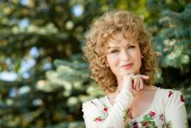 Angela Similea, “doamna muzicii româneşti, împlineşte 70 de ani