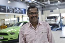 Se poate declara cel mai norocos om din lume! După ce a supravieţuit unui accident aviatic, a câştigat la loterie o sumă colosală. Ce a făcut cu banii a UIMIT o lume întreagă