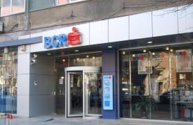 Sistemul informatic al BCR, oprit vineri noaptea şi duminică până după prânz