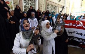 ŞOCANT! A fost dezvăluit motivul pentru care femeile aleg să fie kamikaze pentru Statul Islamic. Mărturii TERIFIANTE!