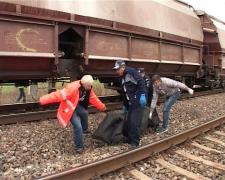 TRAGEDIE: Un bărbat a decedat după ce a fost lovit de un tren, în zona Gării Băneasa