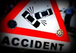 ACCIDENT grav în Hunedoara: 20 de răniţi după ce un microbuz cu 14 fotbalişti s-a ciocnit cu un microbuz de transport marfă