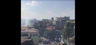 BREAKING NEWS: Incendiu puternic în Capitală! 7 autospeciale sunt la fața locului. 200 de elevi, evacuați preventiv (FOTO)