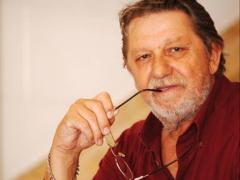 Detalii emoţionante despre Sebastian Papaiani: “În timpul liber îmi place să fac ce am făcut dintotdeauna: îmi folosesc forţa şi priceperea. Cât miros de benzină şi de ulei am inhalat...”