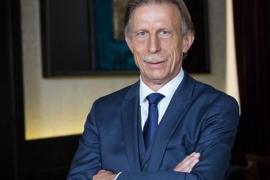 Selecţionerul României, desfiinţat de lumea fotbalului: “Neamţul acesta nu mi-a plăcut de la început”; “Daum este paruşutat într-o lume care-i este complet nouă. Dacă o să continuăm aşa, o să fim de râsul grupei”