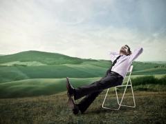 Românii ar putea beneficia de O NOUĂ ZI LIBERĂ