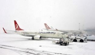 Români blocaţi lângă graniţa cu SIRIA, din cauza condiţiilor meteo vitrege! Care este situaţia lor şi ce anunţă oficialii