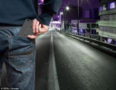 Alertă! În Statele Unite se vinde un pistol cu ţeavă dublă care arată ca un telefon mobil!