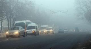 Ceaţă densă şi polei pe mai multe străzi din Bucureşti. Anunţ de ULTIMĂ ORĂ de la Brigada Rutieră