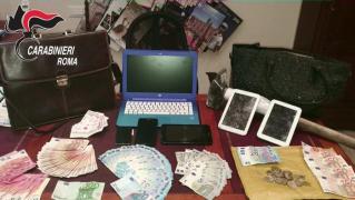 Doi hoţi români care au terorizat restaurantele din Roma au fost prinşi. Erau supranumiţi "banda Gură de canal" şi au fost filmaţi