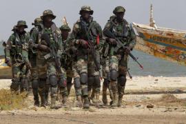 Armata senegaleză a intrat în Gambia. Intervenţia militară are ca scop eliminarea de la putere a fostului preşedinte Yahya Jammeh