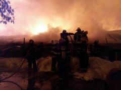 38 de persoane au ajuns la spital, în urma incendiului de la Bamboo. Linie telefonică pentru informaţii despre cei internaţi, activată de MAI