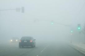 NOI ATENŢIONĂRI METEO! Ceaţă densă, cu depuneri de chiciură şi POLEI, în următoarele ore. Ce zone sunt afectate