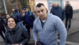 Tânărul care vânează HOŢII DE BUZUNARE, din nou la datorie! A surprins foşti puşcăriaşi cum fură în transportul public (VIDEO ŞOCANT)